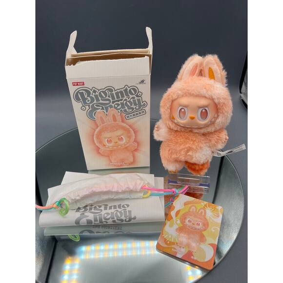 Pop Mart Labubu The Monsters Big into Energy CONFIRMED “Happiness” pendant - Picture 1 of 7